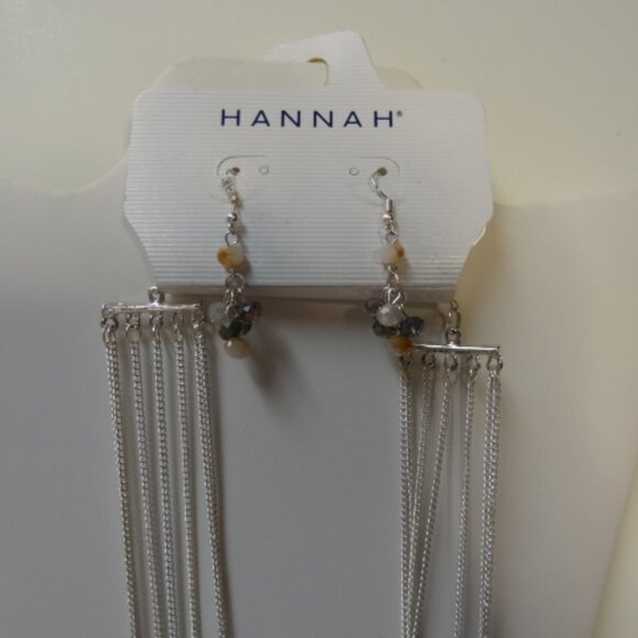 Hannah 18"-24" Multi-Colored Necklace w/Matching Earrings. NWT - Picture 3 of 4